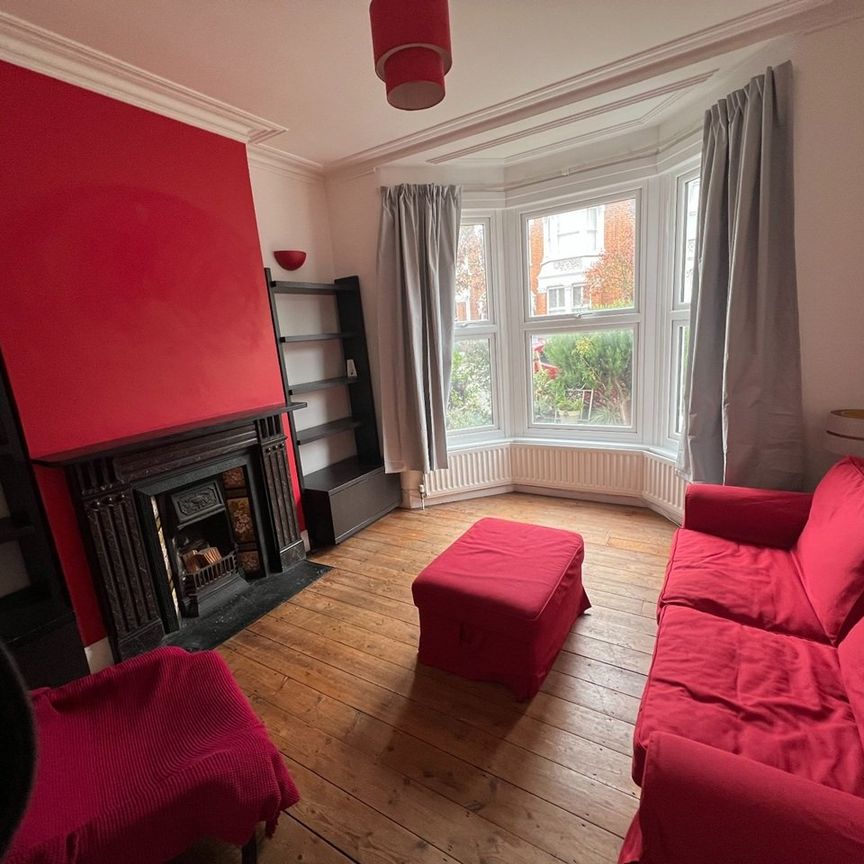 1 Bed Flat, Westerdale Road, SE10 - Photo 1