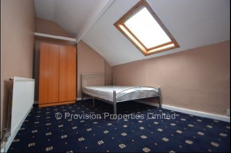 2 Bedroom Houses in Burley - Photo 2