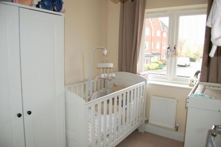 3 bedroom end of terrace house to rent - Photo 5