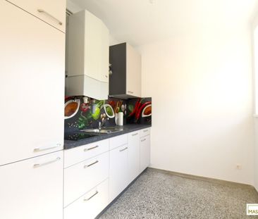 Südlich ausgerichtete 1 - Zimmer Wohnung inkl. neuer Einbauküche mi... - Photo 2
