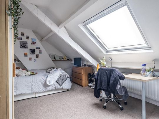 4 bedroom maisonette to rent - Photo 1