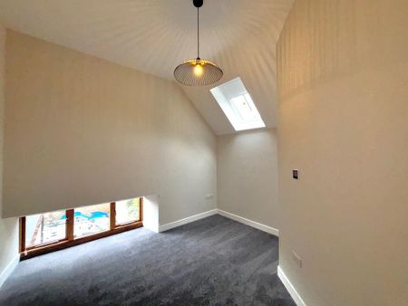 2 bedroom end of terrace house to rent - Photo 5