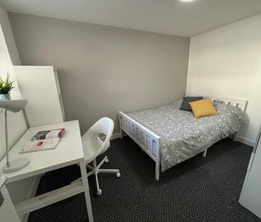 6 Bed Terraced House, Albert Edward Road, L7 - Photo 3