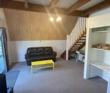 Barn House Living - Photo 2