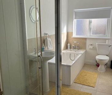 2 Lisolvan Terrace, Enniskillen, BT94 4EX - Photo 2