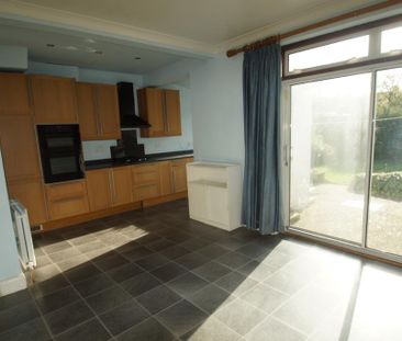 3 bedroom terraced house to rent - Photo 6