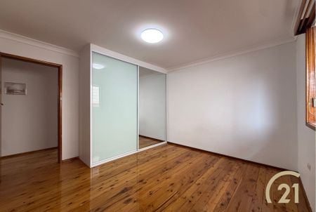 Spacious 4 Bedroom Family Home – Water Included &vert; Brand New Kitchen&excl; - Photo 4