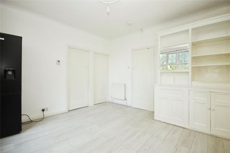 Streatham Close, London, SW16 2NQ - Photo 2