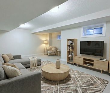 For Lease - 381 Les Emmerson Drive, Barrhaven, Ontario - Photo 6