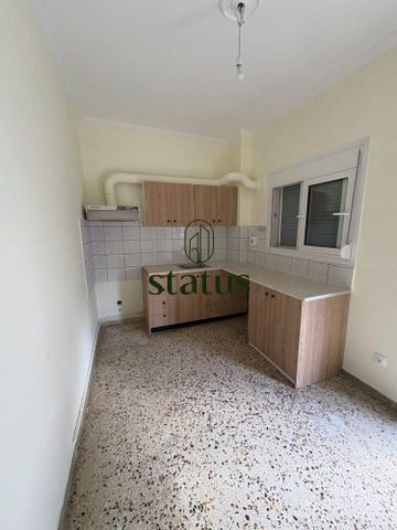 Διαμέρισμα για ενοικίαση Παντοκράτορος - Αρχαίο Ωδείο (Πάτρα) - Photo 2