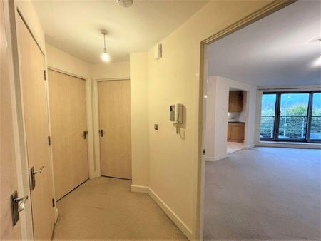 2 bedroom apartment to rent - Photo 4