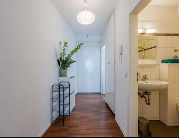 Stylish Apartment | Central Berlin | from 12.12.2025 on - Foto 1