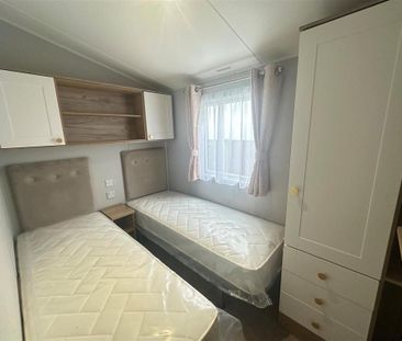 2 bedroom property to rent - Photo 2