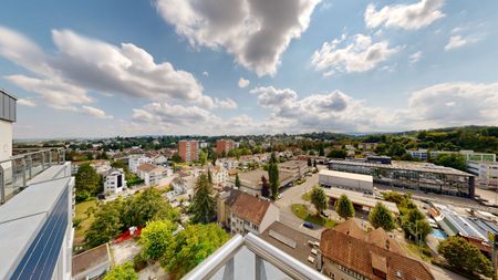 Exclusive attic apartment with a panoramic view - Photo 5