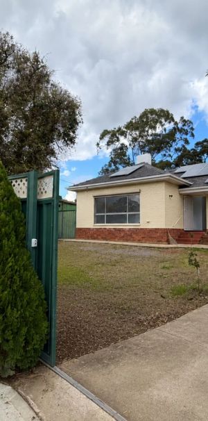 Renovated 3-Bedroom Home with Spacious Rumpus Area Please apply via Tenantoptions.com.au - Photo 1
