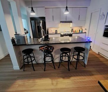 Condo Locatif 4 1/2 + ( 1417 pi2 ) à louer à Lévis - Photo 1