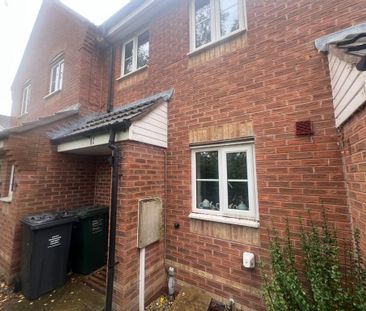 2 bedroom townhouse to rent - Photo 1