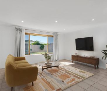 Welcoming 4 Bedroom Home with Modern Touches - Photo 1