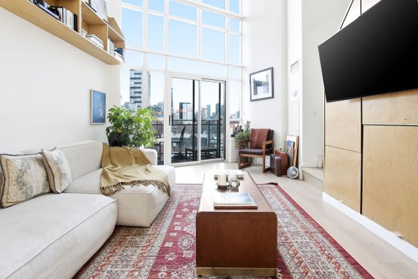 For Lease - 255 Richmond Street Unit# 819, Toronto, Ontario - Photo 1