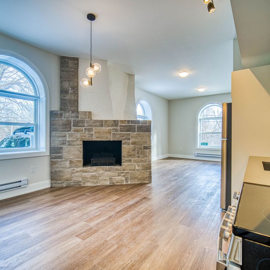 For Lease - 1614 Ridge Road Unit# 102, Oro-Medonte, Ontario - Photo 1