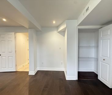 For Lease - 3 Alamosa Drive, Toronto, Ontario - Photo 5