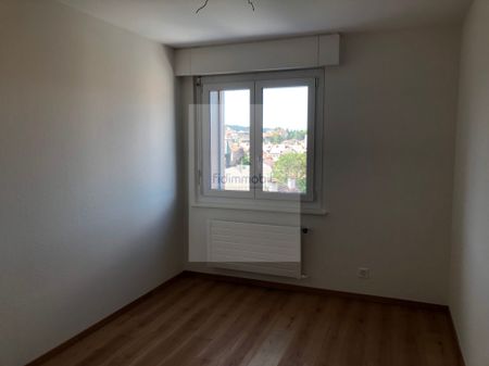 3 rooms, Fritz-Courvoisier 24, La Chaux-de-Fonds - Photo 3