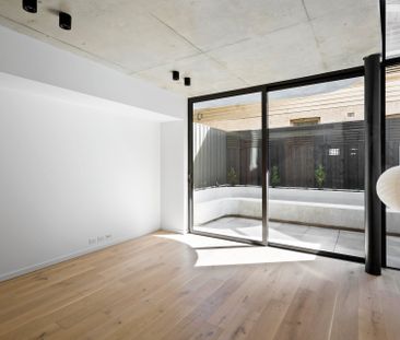 Thinking of selling? Contact our agent - Photo 2