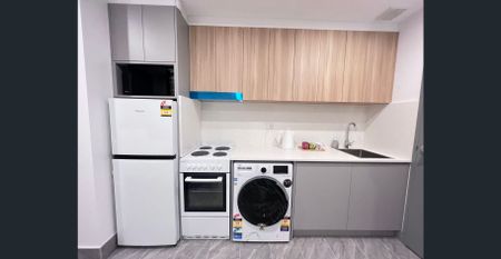 Brand new fully furnished studio - Photo 3