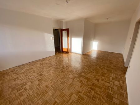 Über den Dächern von Bruck...Charmante 3 Zimmerwohnung (2SZ) mit Balkon - Photo 2