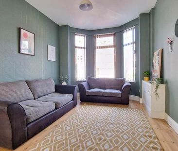 Room 1, 33 Clifton Drive, Belfast, BT14 6LG - Photo 2