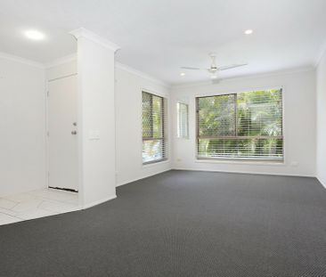 MODERN TOWNHOUSE - Photo 1