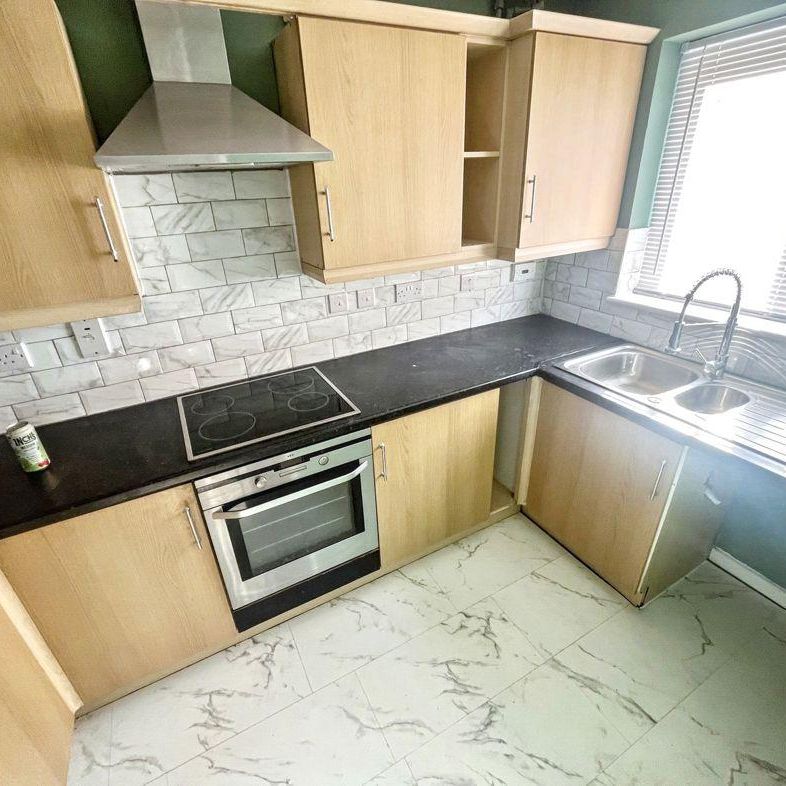 3 bed semi-detached house to rent in TS20 - Photo 1