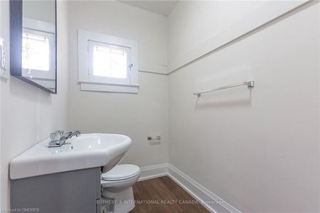 For Lease - 1842 Balsam Avenue, Mississauga, Ontario - Photo 5