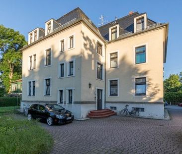 Wir renovieren für Sie! Großzügig geschnittene 3-Raumwohnung sucht ... - Foto 2