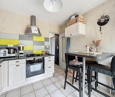 Location Maison 5 pièces 88m² NEUILLY LES DIJON 21800 - Photo 6