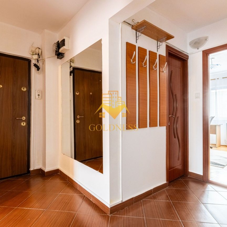 3 camere, decomandate, parcare, Zona Pta. Cipariu,Nicolae Titulescu - Fotografie 1