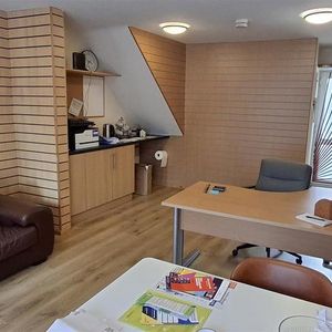 Property to rent - Photo 2