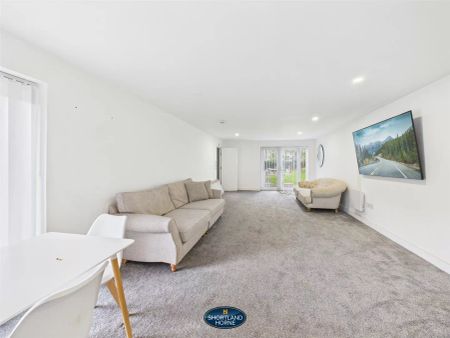 Selbourne Court, Bulls Head Lane, Coventry - Photo 2