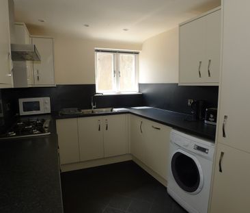 Property to let in St Andrews - Photo 3