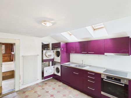 Charming 4.5-room apartment in a rural setting - Photo 2