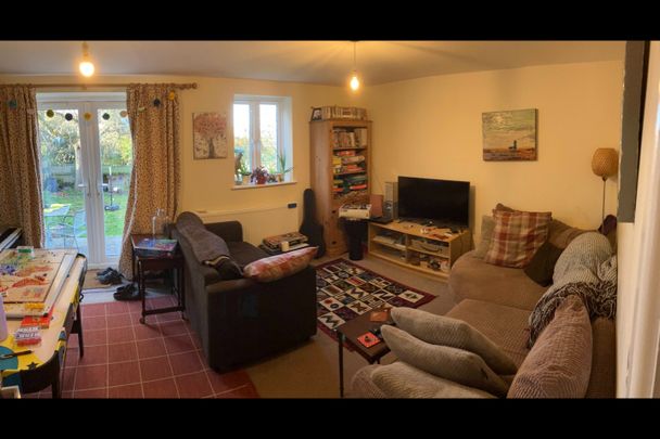 3 Bed Detached House, Clay Bottom, BS5 - Photo 1