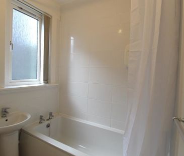 Ruthrieston Circle, Aberdeen, AB10 - Photo 6