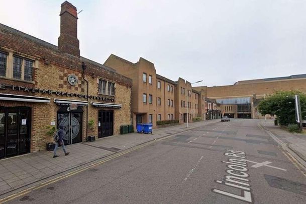 Central Court, Lincoln Road, Peterborough, PE1 - Photo 1