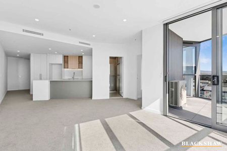 Brand New Living In Prime Location - Photo 2