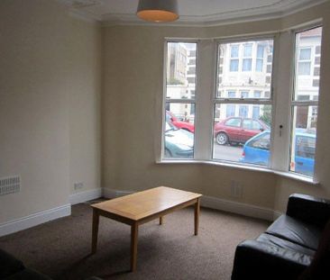 4 bedroom house to rent - Photo 2
