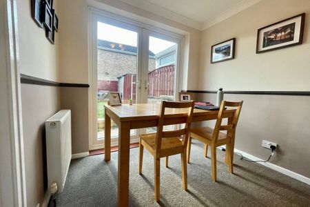 Daisy Hill Avenue - Photo 2