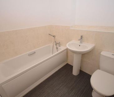 2 bedroom apartment to rent - Photo 6