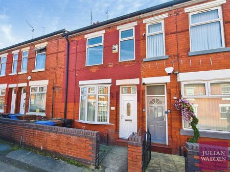 2 bedroom terraced house to rent - Photo 4