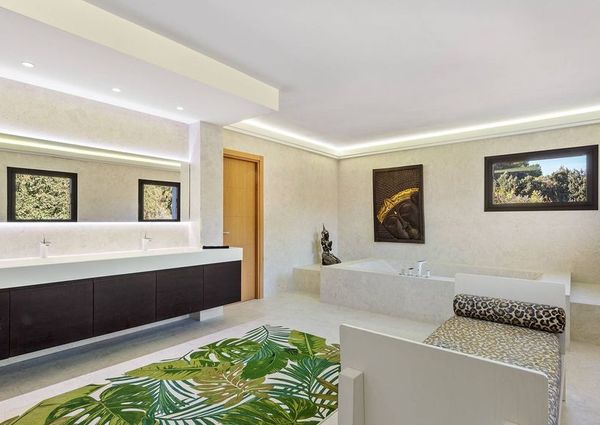 8 bedroom luxury Villa for rent in Marbella, Andalusia