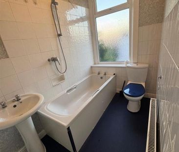 3 bedroom terraced house to rent - Photo 6